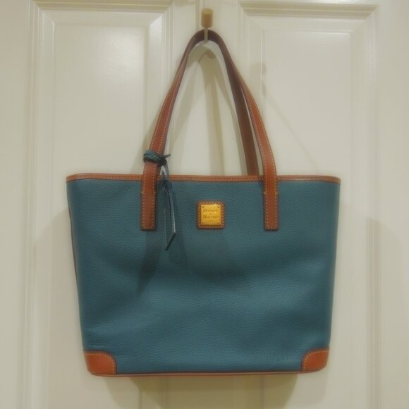 Dooney & Bourke Pebble Grain Charleston - Picture 3 of 8